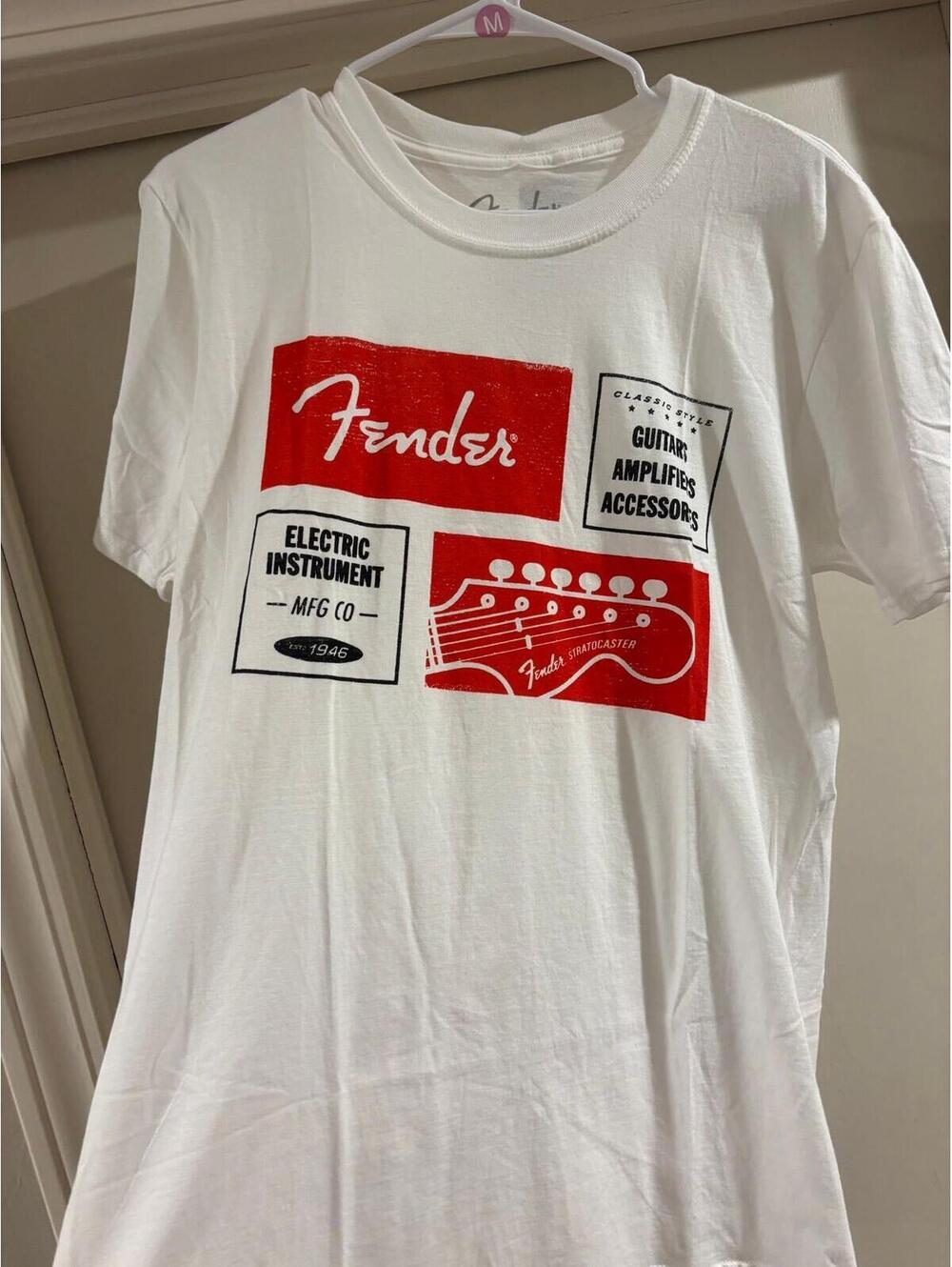 Fender Graphic Tee – White Guitar Logo Shirt (NWT) Medium - Picture 1 of 5